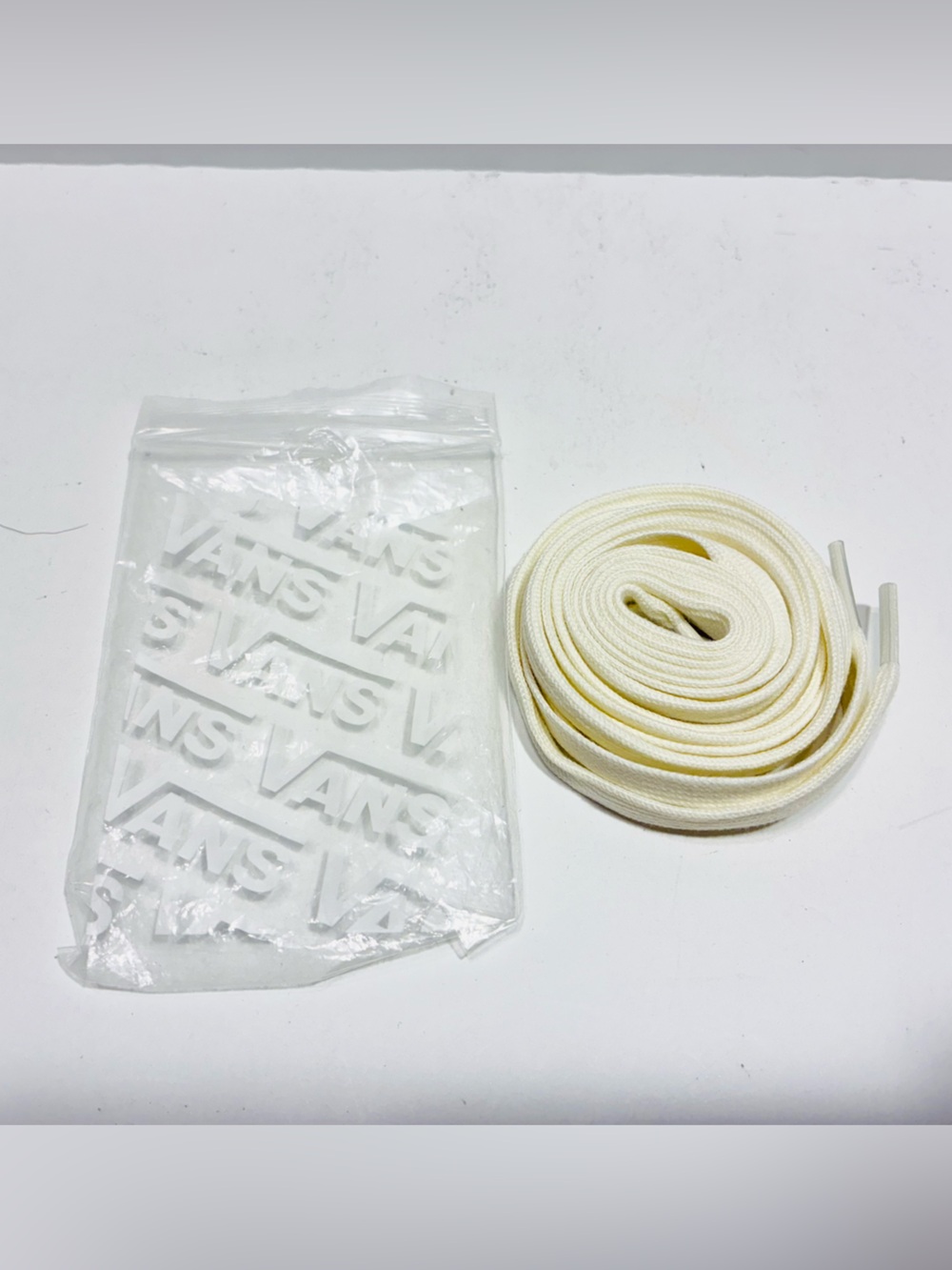 NEW Vans Flat Replacement Shoelaces Cream 53” w/ Branded Bag